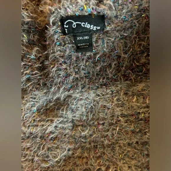 COPY - Art class girls sweater size XXL (18) - Picture 7 of 8